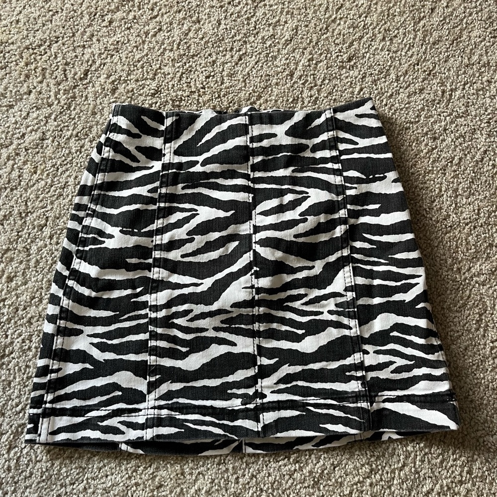 Wild Fable Black and White Zebra Pencil Skirt